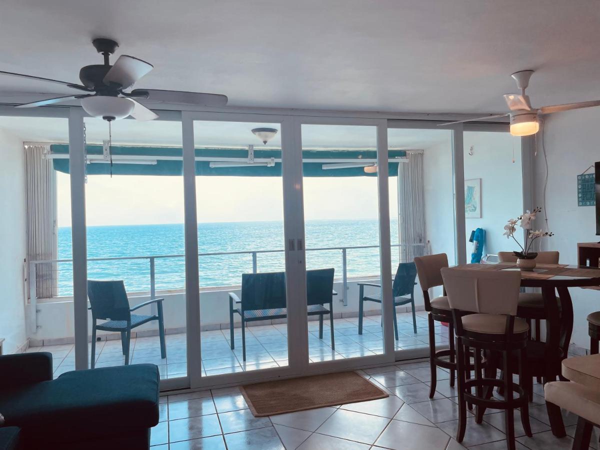 Oceanfront Condo In Luquillo Kültér fotó