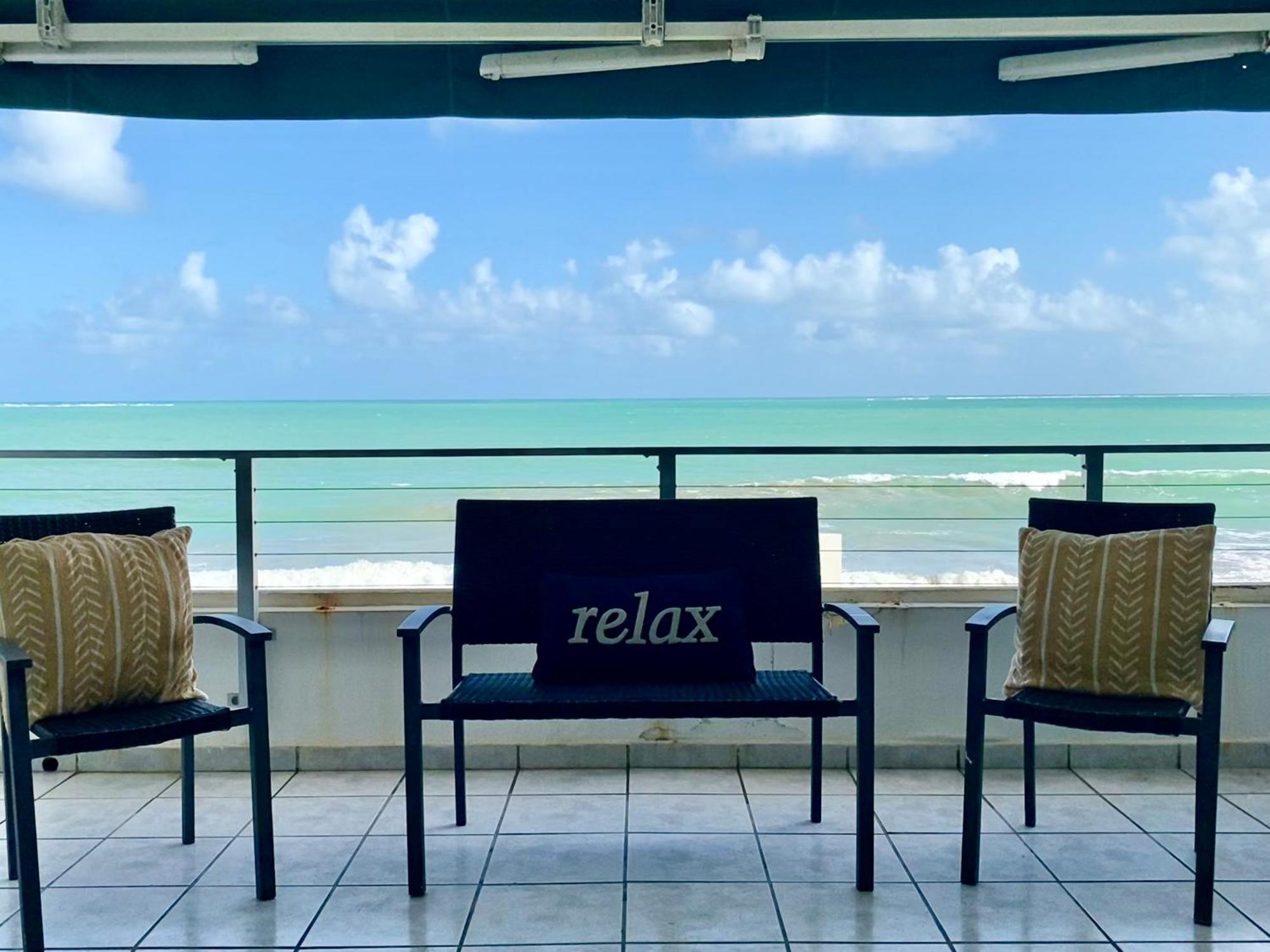 Oceanfront Condo In Luquillo Kültér fotó